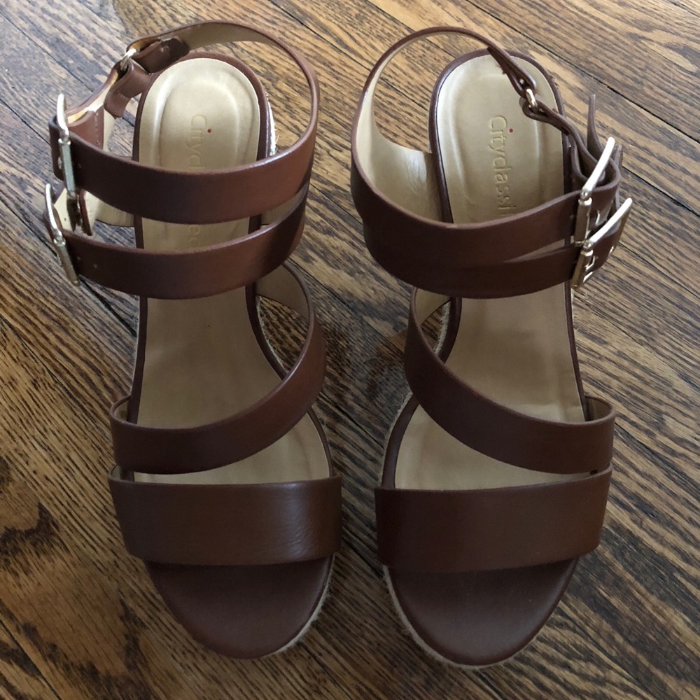 Tan wedges - Picture 4 of 4